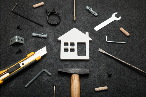 Home Logo in Middle of Tools